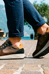 scarpe-sneakers-marroni-uomo